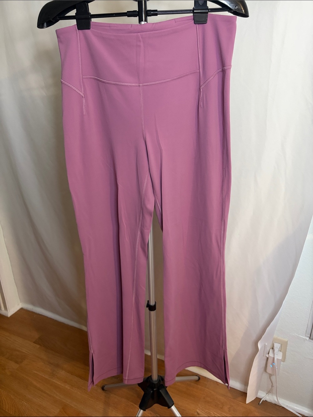 lululemon athletica lilac Wide-Leg High-Rise Pants